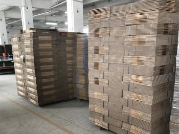 紙箱廠告訴大家選擇紙箱時應(yīng)考慮哪些方面